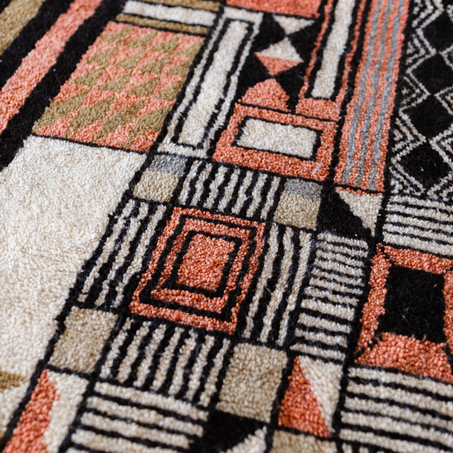 Colorful Azilal Rug – Large Handmade Moroccan Wool Carpet with Geometric Berber Patterns