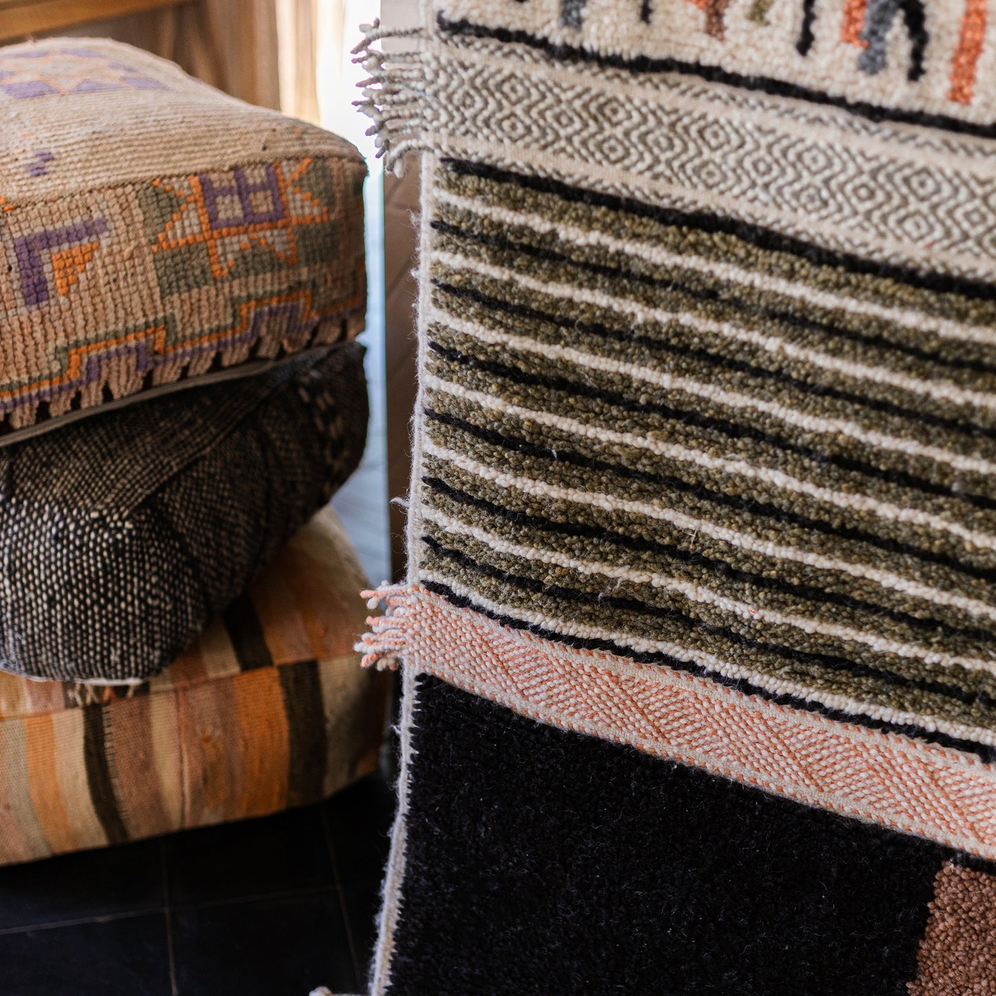 Modern Azilal Rug – Handmade Moroccan Wool Carpet with Geometric Design