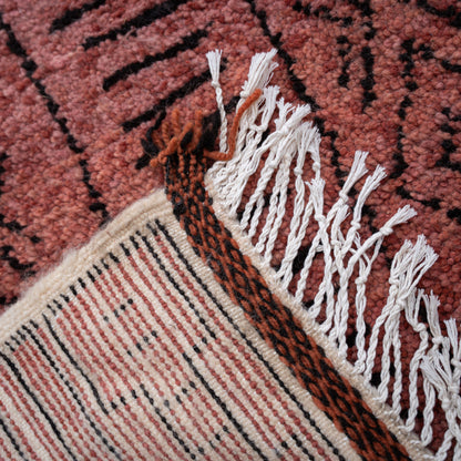 Red Azilal Rug – Handmade Moroccan Wool Carpet with Berber Motifs