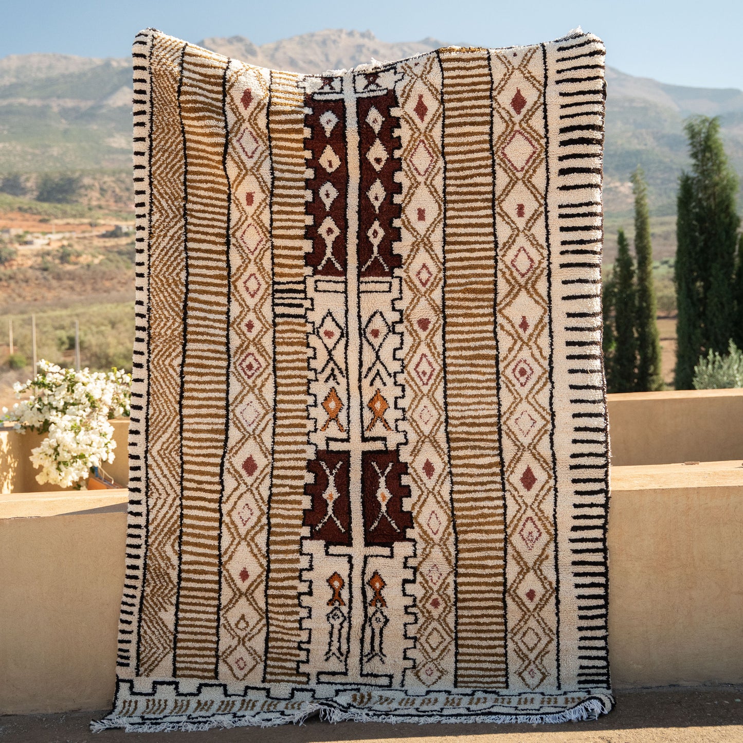 Handcrafted Azilal Wool Rug — Abstract Tribal Storytelling
