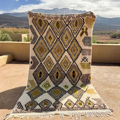 Azilal Rug – Handmade Moroccan Wool Carpet with Berber Motifs