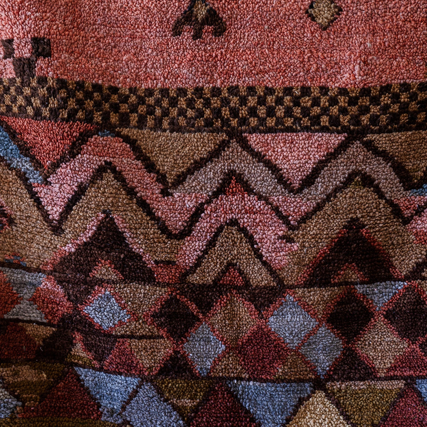 Red Azilal Rug – Handmade Moroccan Wool Carpet with Berber Patterns