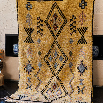 Yellow Azilal Rug – Handmade Moroccan Wool Carpet with Berber Patterns