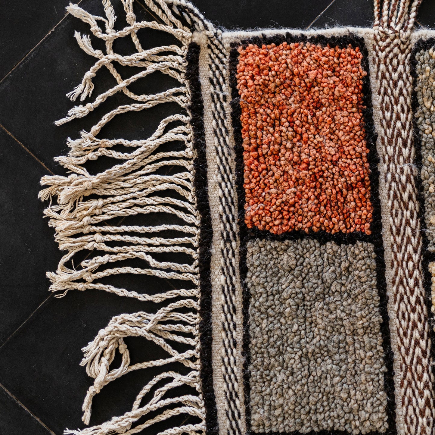 Colorful Azilal Rug – Handmade Moroccan Wool Carpet with Berber Motifs