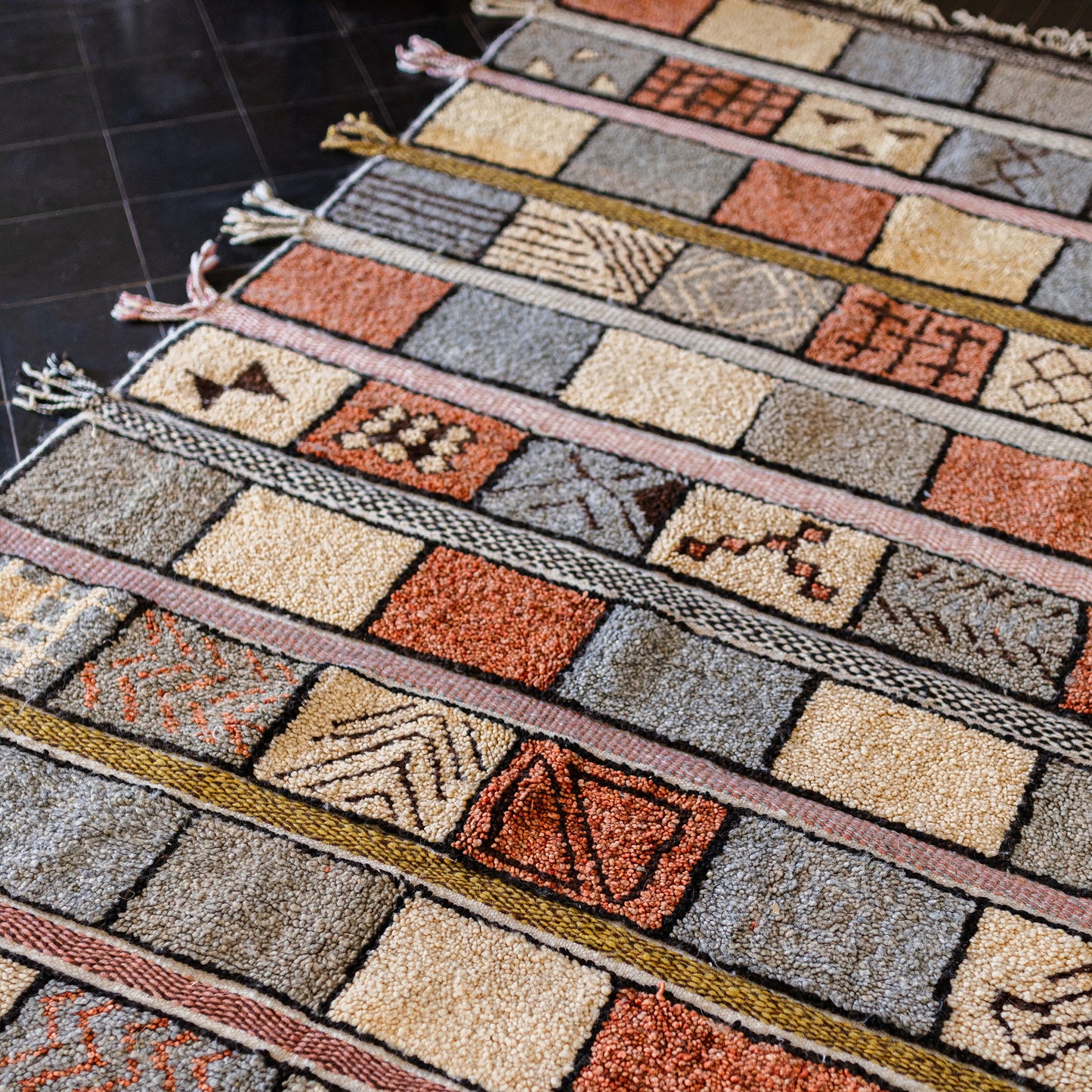 Colorful Azilal Rug – Handmade Moroccan Wool Carpet with Berber Motifs