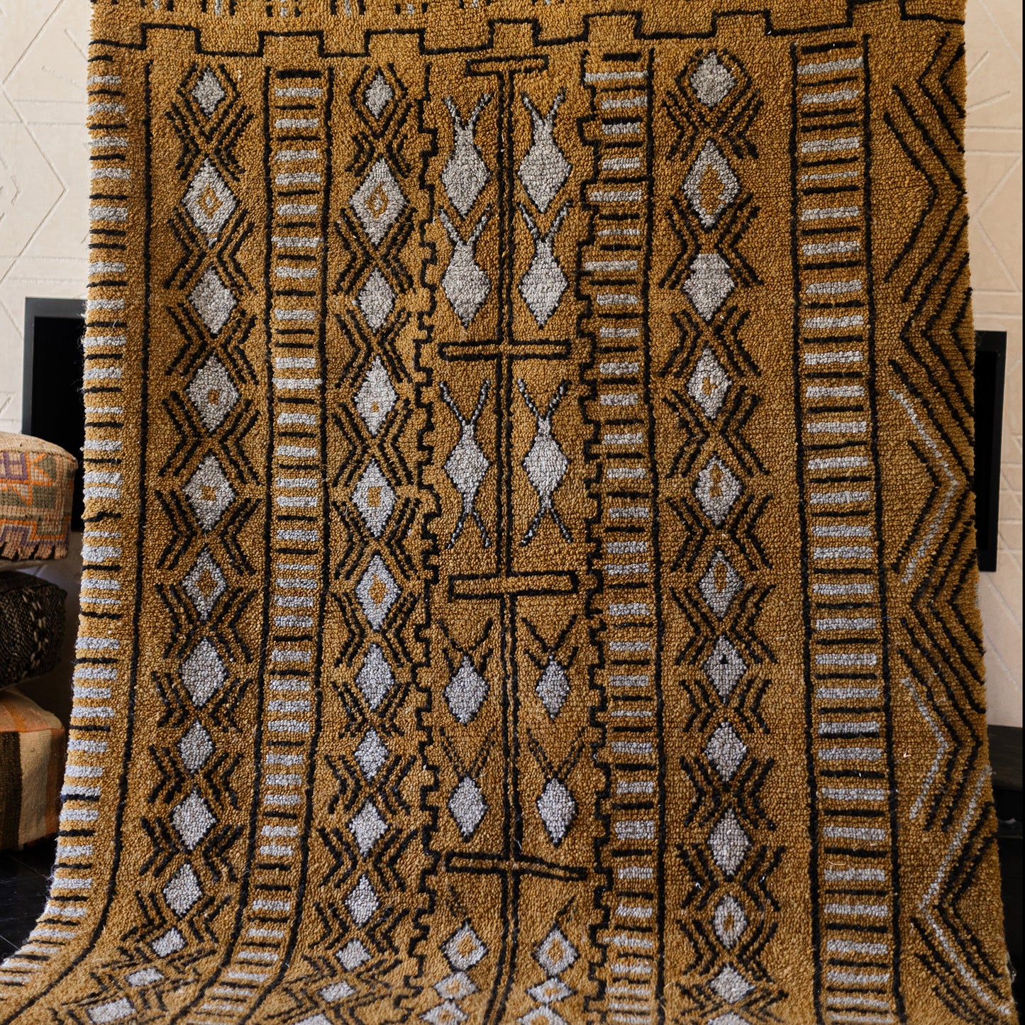 Handcrafted Berber Rug – Sahara Sunset