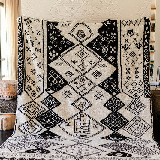 Black and White Azilal Rug – Handmade Moroccan Wool Carpet with Berber Figures