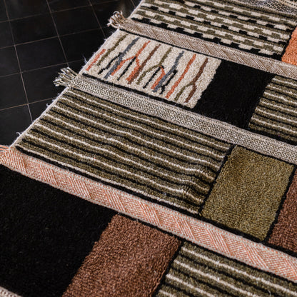 Modern Azilal Rug – Handmade Moroccan Wool Carpet with Geometric Design