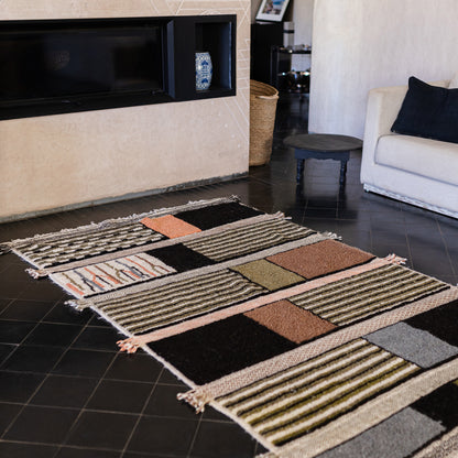 Modern Azilal Rug – Handmade Moroccan Wool Carpet with Geometric Design