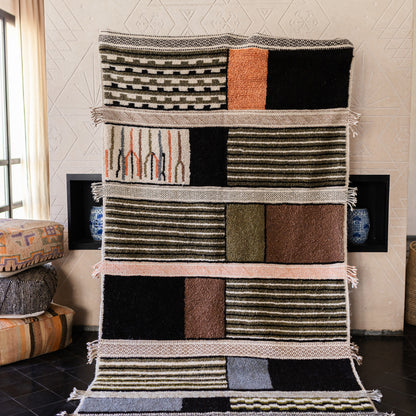 Modern Azilal Rug – Handmade Moroccan Wool Carpet with Geometric Design