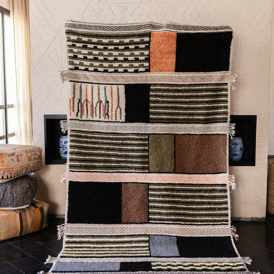 Modern Azilal Rug – Handmade Moroccan Wool Carpet with Geometric Design