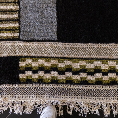 Modern Azilal Rug – Handmade Moroccan Wool Carpet with Geometric Design