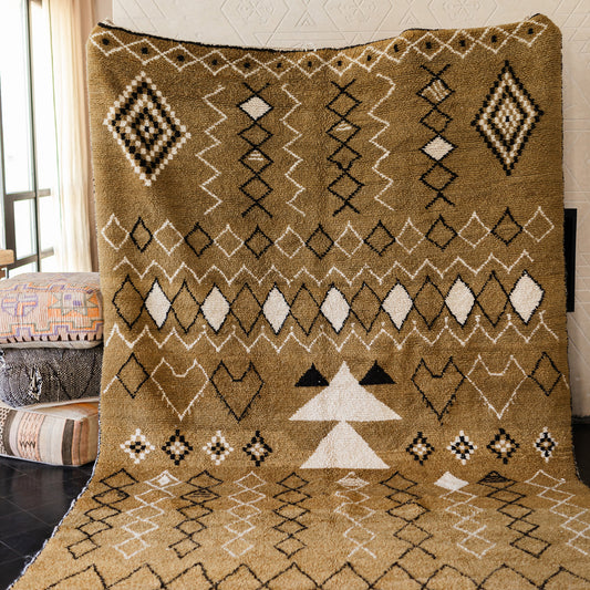 Yellow Azilal Rug – Handmade Moroccan Wool Carpet with Warm Bohemian Charm